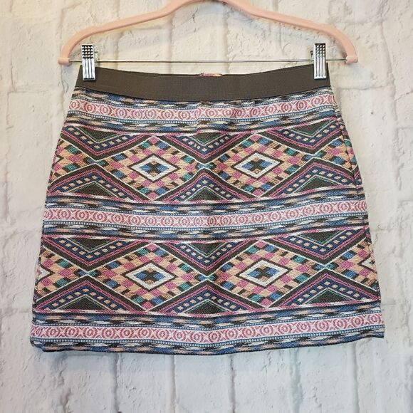 AMERICAN EAGLE Pastel Aztec Mini Skirt - Picture 1 of 5